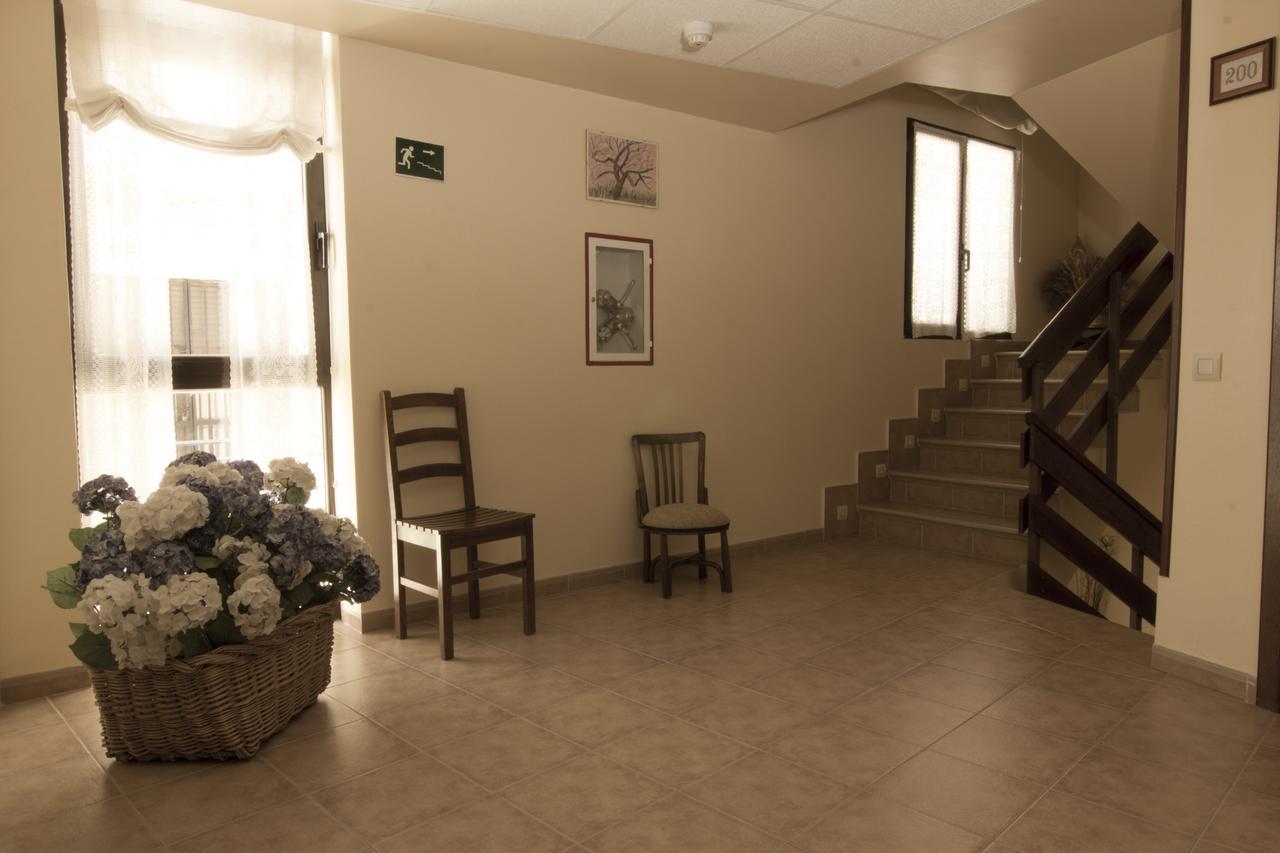 Hotel Mayno Pastrana Ngoại thất bức ảnh