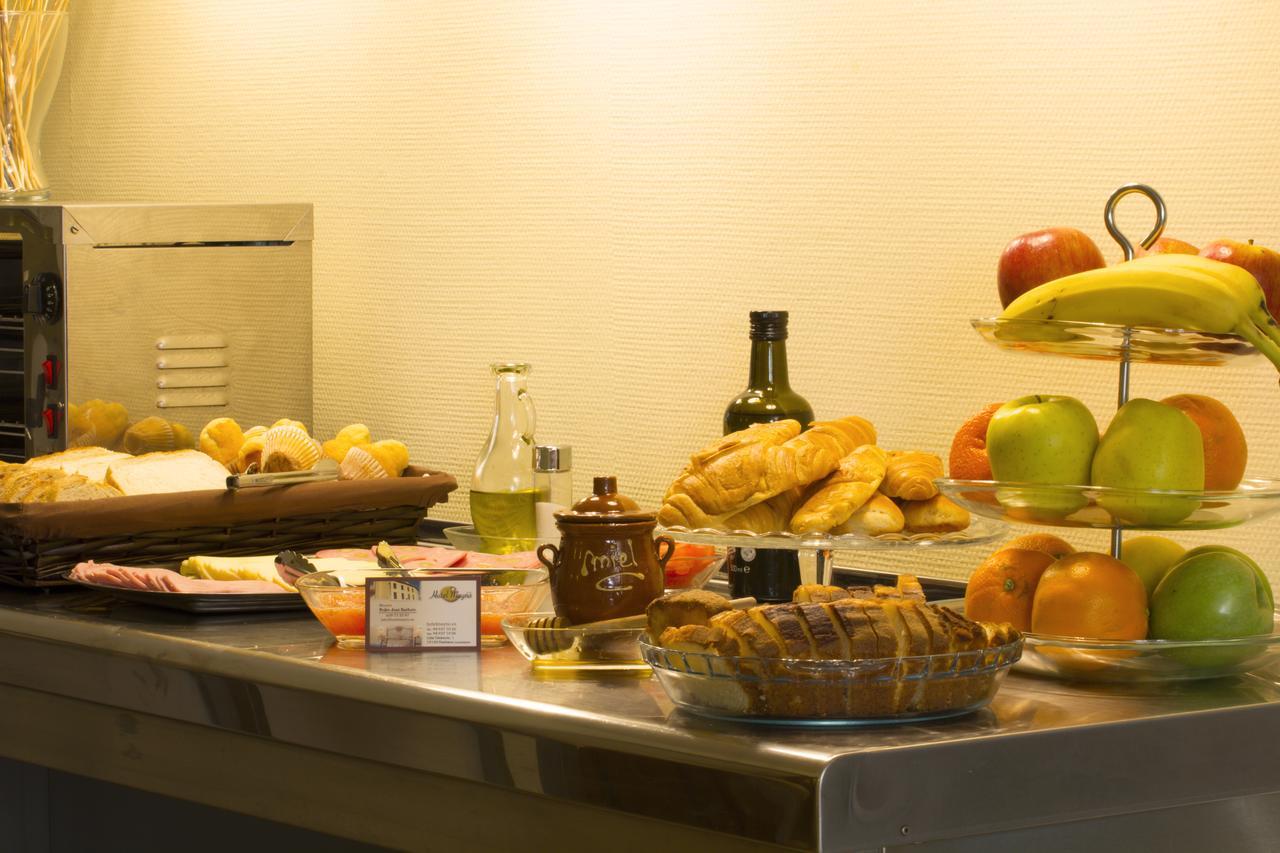 Hotel Mayno Pastrana Ngoại thất bức ảnh