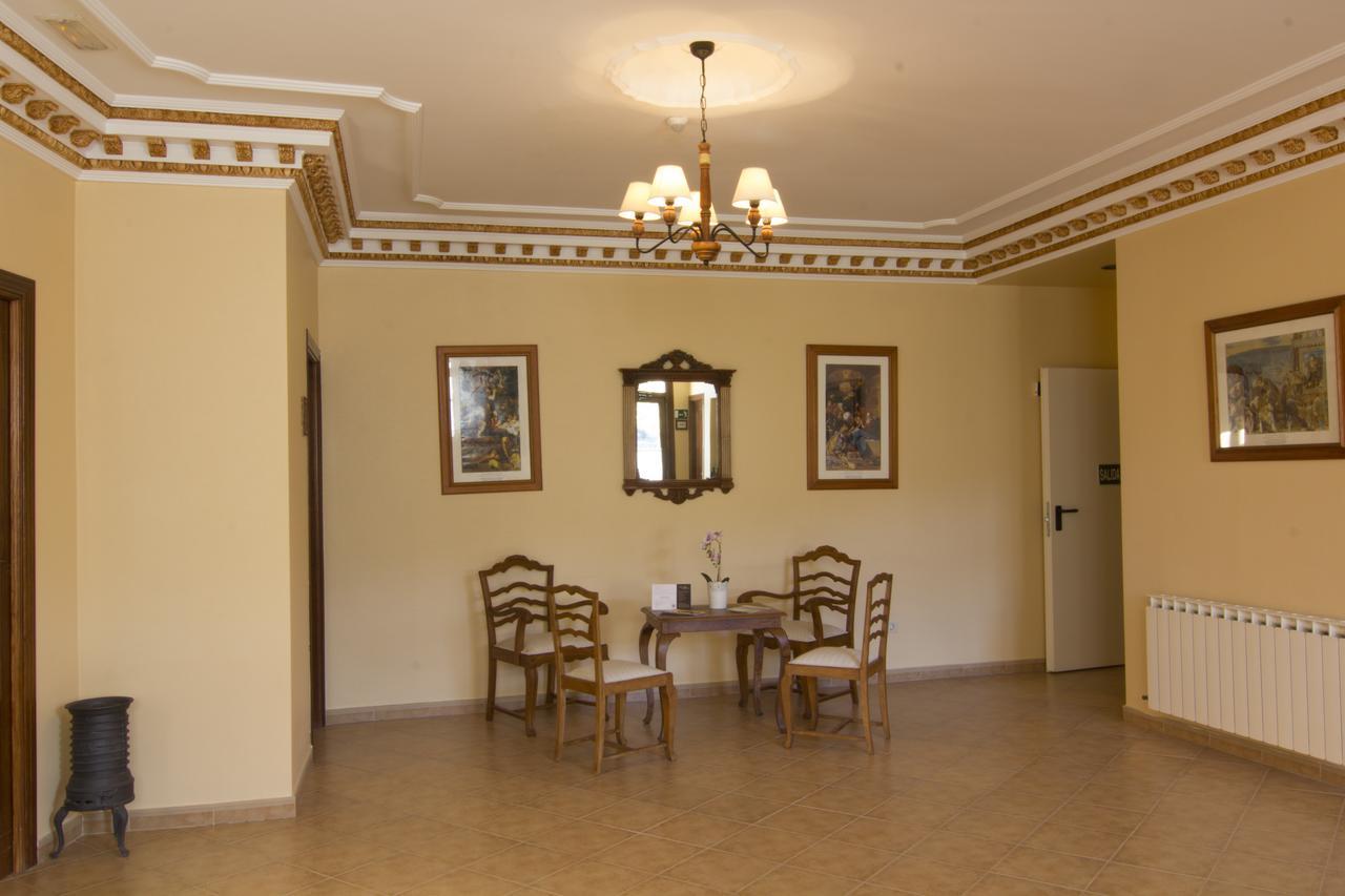 Hotel Mayno Pastrana Ngoại thất bức ảnh