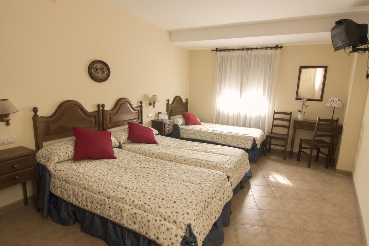 Hotel Mayno Pastrana Ngoại thất bức ảnh
