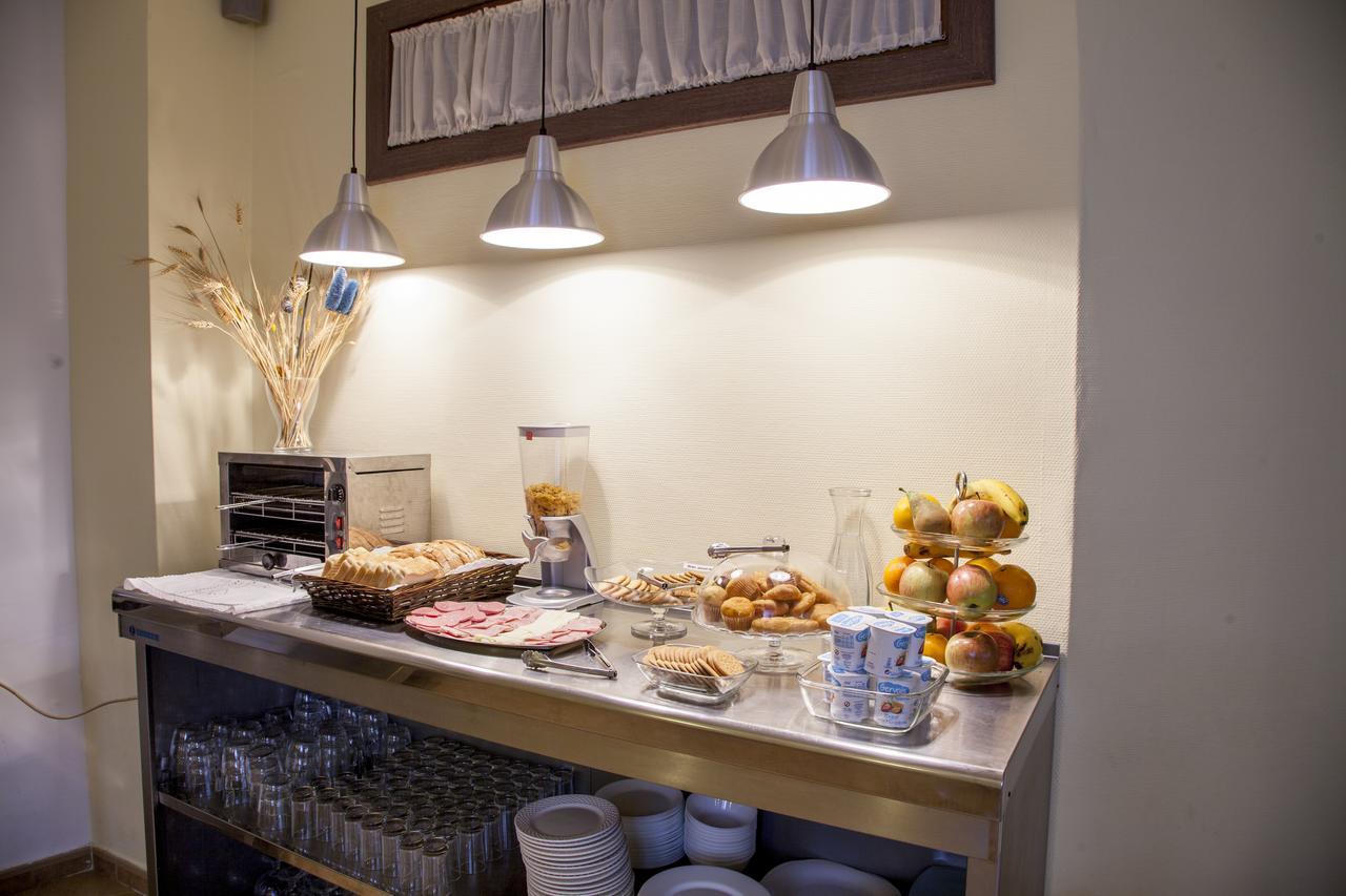 Hotel Mayno Pastrana Ngoại thất bức ảnh